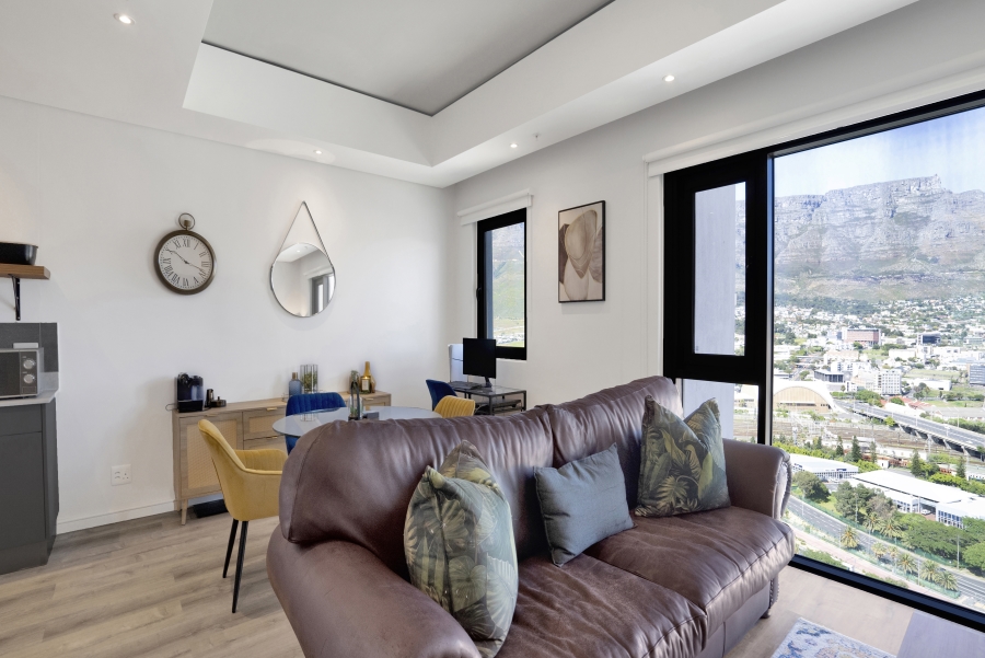 1 Bedroom Property for Sale in Foreshore Western Cape